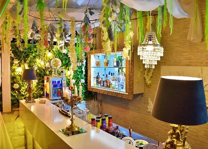 Imperia ホテル 3*